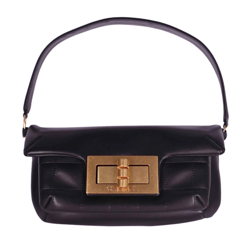 Chanel-2.55-Reissue-Flap-Bag-Mademoiselle-Lock-Shoulder-Bag-BLACK-1 CHANEL 2003-2004 Square Stitched Mademoiselle shoulder bag - Image 1