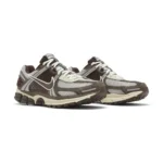 Nike Zoom Vomero 5 Dark Grey Maroon - Image 3